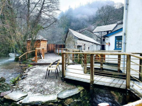 Riverside Cottage in Devon
